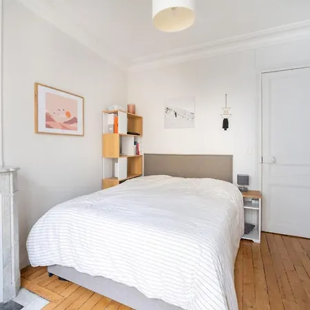 Stunningly Radiant 2bd Apartmentmenilmontant Paris