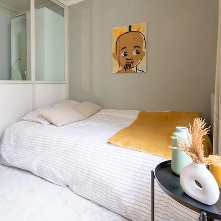 Stunningly Radiant 2bd Apartmentmenilmontant Apartment Paris