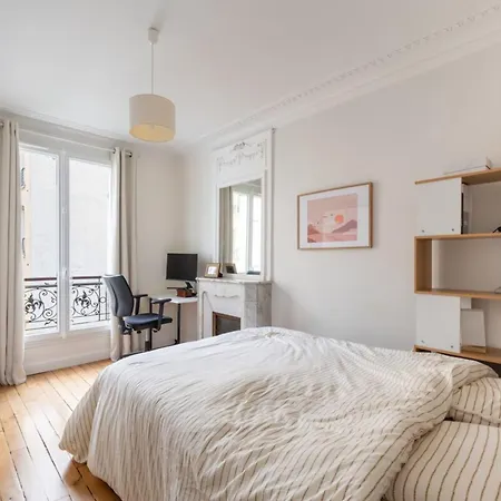 Stunningly Radiant 2bd Apartmentmenilmontant